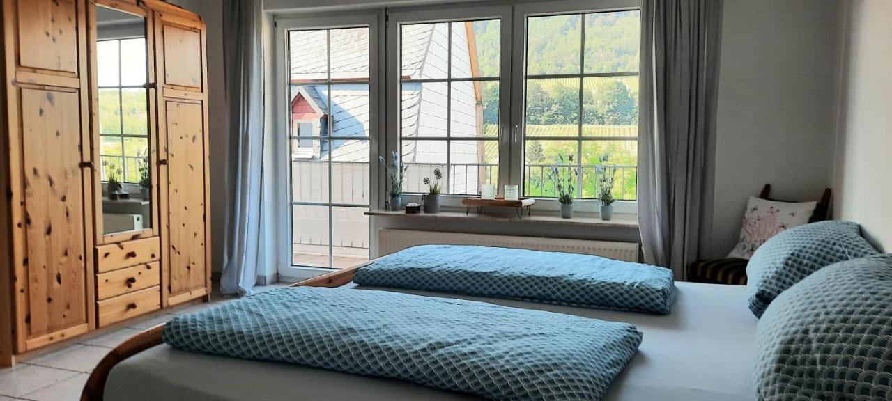 Apartments In Spay Bigone Zell-Merl Mosel Bagian luar foto